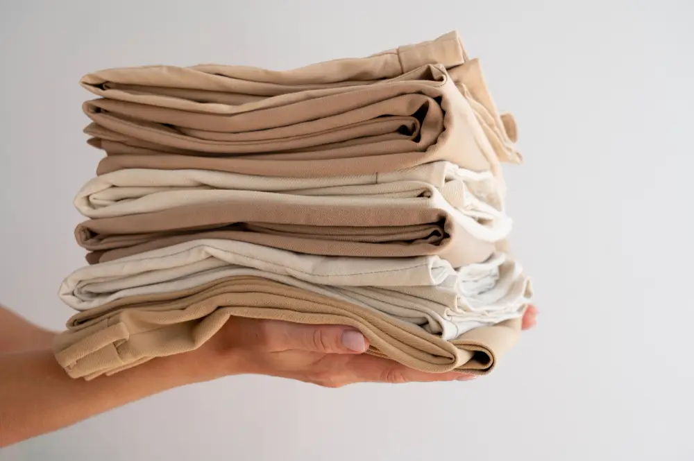 laundry and dry cleaning service in Sheikh Zayed Road